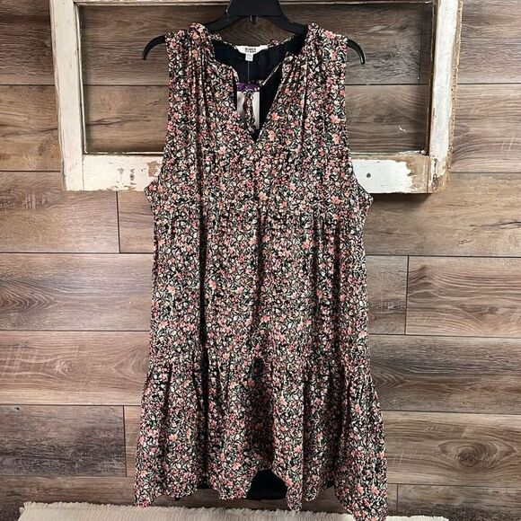 NWT BB DAKOTA STEVE MADDEN Women’s Floral Tiered Short Sundress NWT XXL - Picture 3 of 10